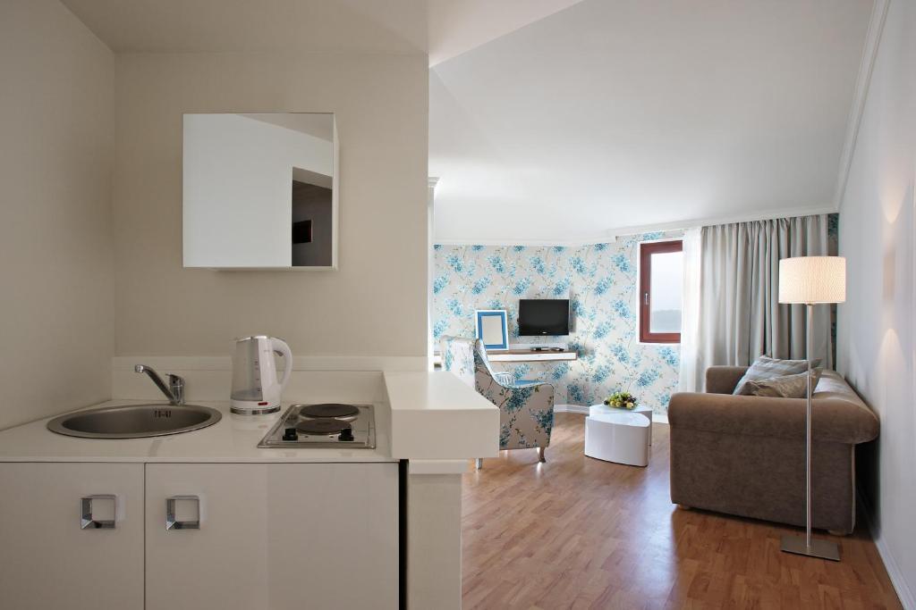 Apartments Vidikovac Budva Rum bild